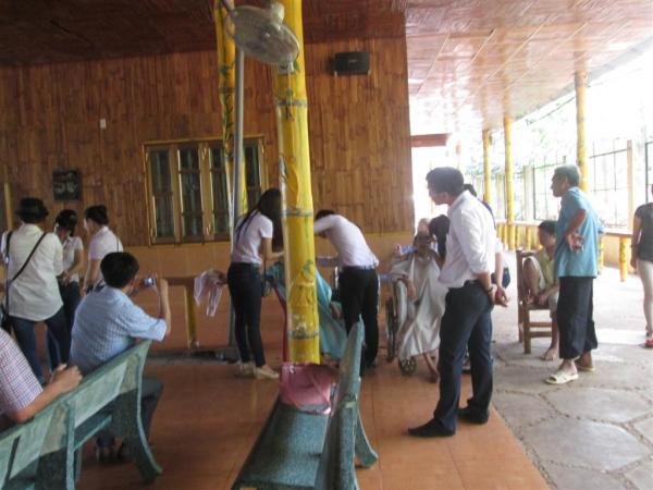 Các bé Cô nhi - Hình mô tả 104