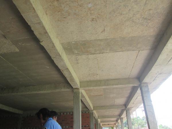 Các dãy phòng ở vẫn chưa hoàn chỉnh - Hình mô tả 14