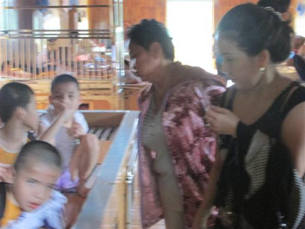 Hình ảnh Trung tâm Nhân Đạo Làng Tre năm 2015 - Hình mô tả 40