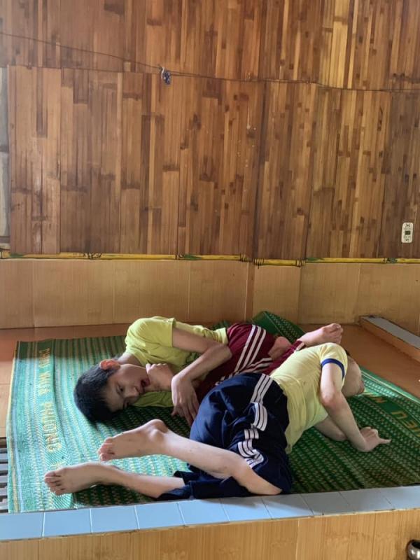 CÁC EM BẠI NÃO LÀNG TRE - Hình mô tả 2