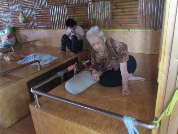 Hình ảnh Trung tâm Nhân Đạo Làng Tre năm 2015 - Hình mô tả 27