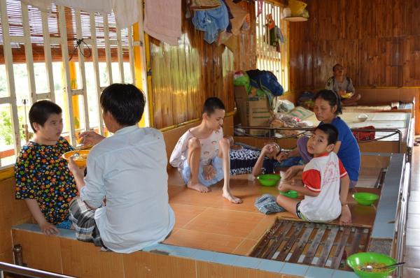 Các em bại não - Hình mô tả 3