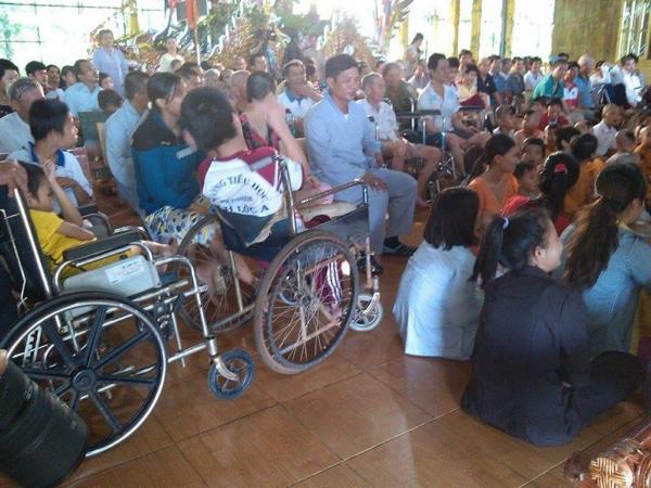 Hình ảnh Trung tâm Nhân Đạo Làng Tre năm 2015 - Hình mô tả 5