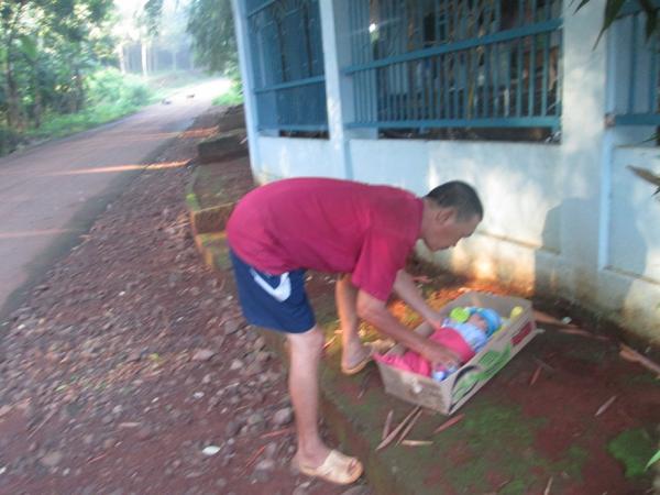 Nguồn gốc các con đến với Làng Tre - Hình mô tả 6