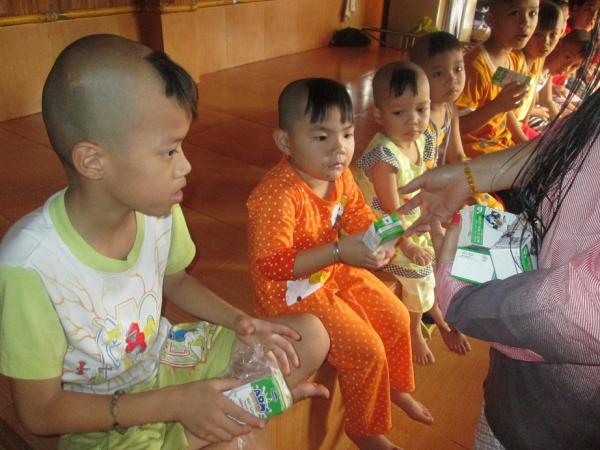 GIỜ UỐNG SỮA CỦA CÁC EM - Hình mô tả 6