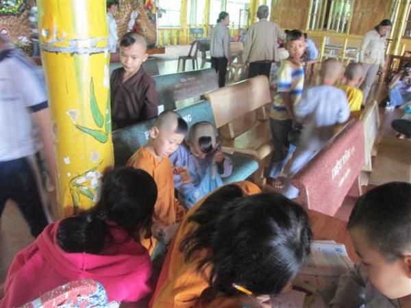 Hình sinh hoạt Làng Tre năm 2015 - Hình mô tả 33