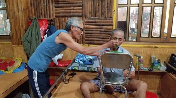 người già neo đơn 2019 - Hình mô tả 8