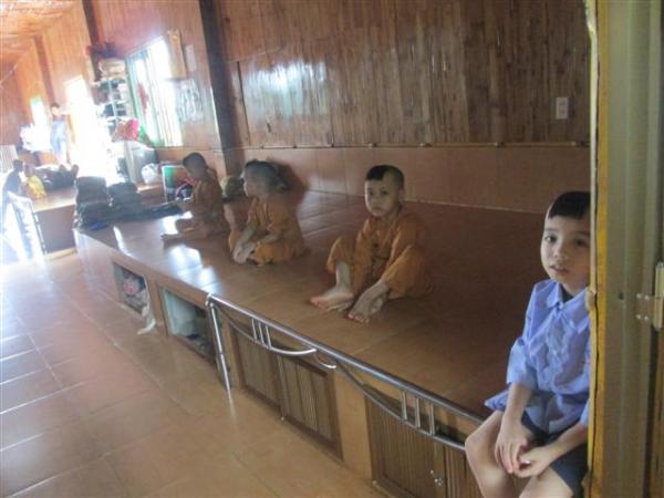 Hình sinh hoạt Làng Tre năm 2015 - Hình mô tả 17