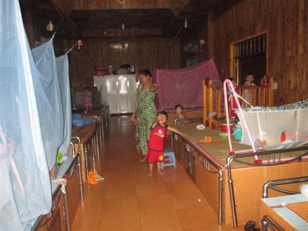 Các bé Cô nhi - Hình mô tả 67