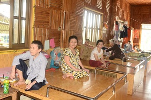 người già neo đơn