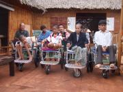 Các cụ già neo đơn